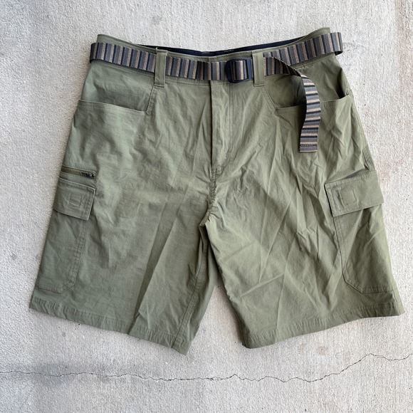 ORVIS‎ MEN'S TECH CARGO BELTED SHORTS BURNT OLIVE Size 32 - Picture 1 of 6